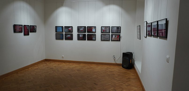 Wystawa fotografii Magdaleny Jóźwiak "Dwa kolory"