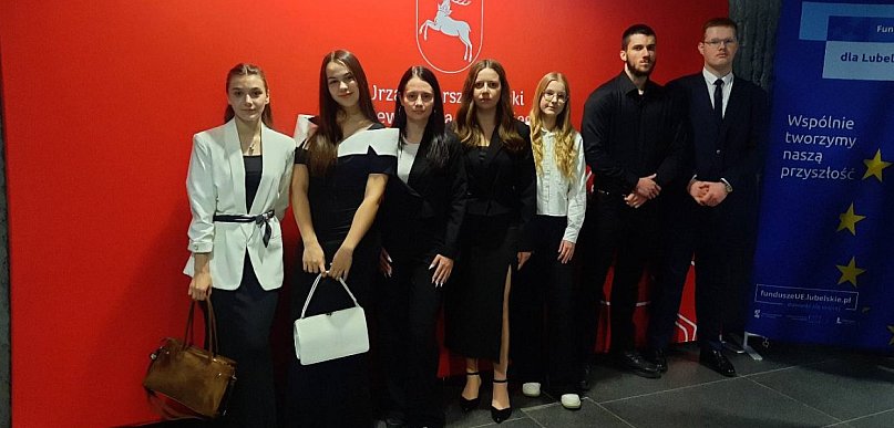 Stypendyści marszałka województwa z ZSP