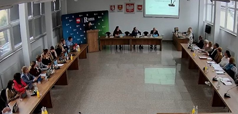 Sprawozdanie z pracy MOPS-u na sesji Rady Miasta