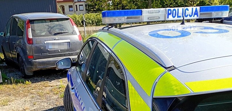 Pijany bez prawa jazdy zatrzymany na ul. Sitkowskiego