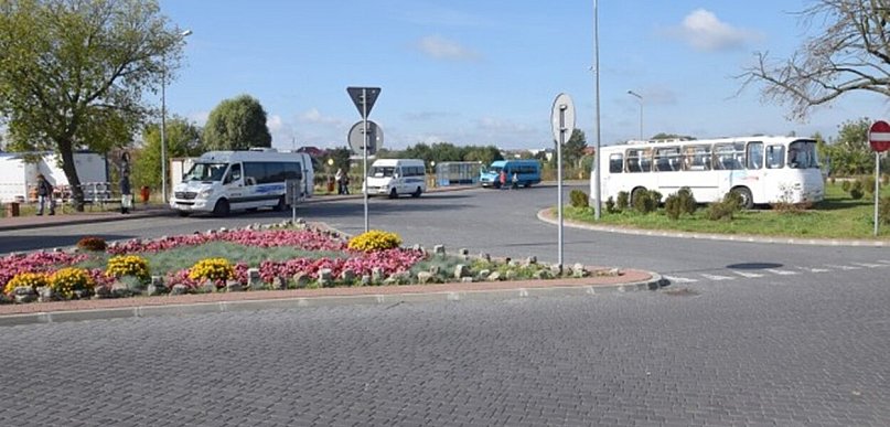 Utrudnienia przez chemiczne czyszczenie wiat na dworcu PKS 8-12 VI