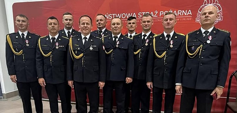 Strażacy z radzyńskiej komendy odznaczeni