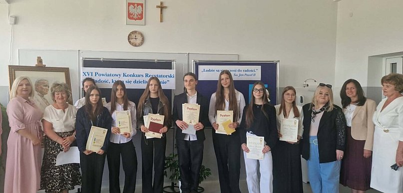Sukcesy uczniów I LO w konkursach polonistycznych
