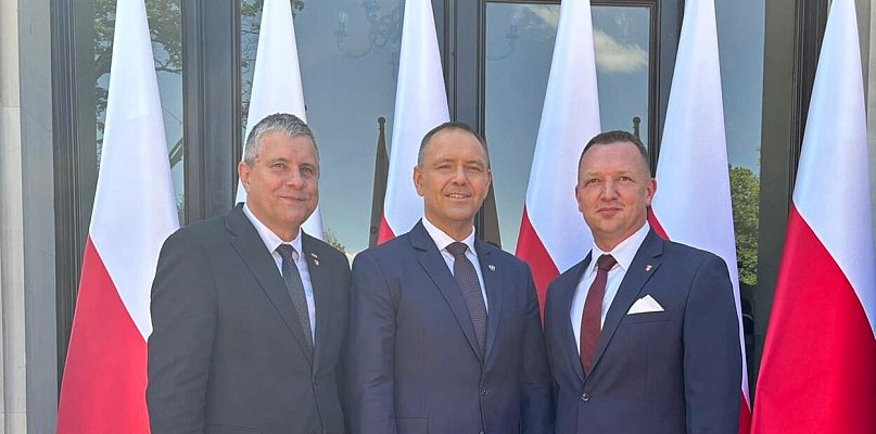 Władze powiatu radzyńskiego w pałacu prezydenckim