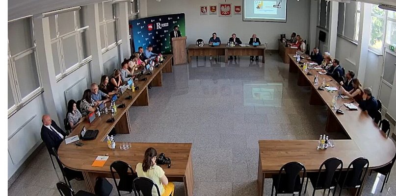 Sprawozdanie z pracy PEC na sesji Rady Miasta