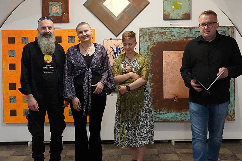 Wystawa malarstwa &gt;&gt;Rodzinny miszmasz&lt;&lt;