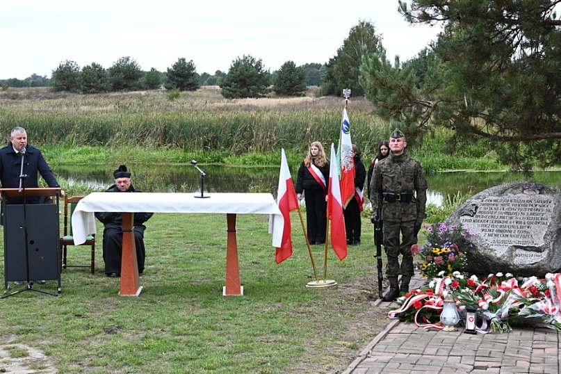 Uroczystość patriotyczna w Bełczącu