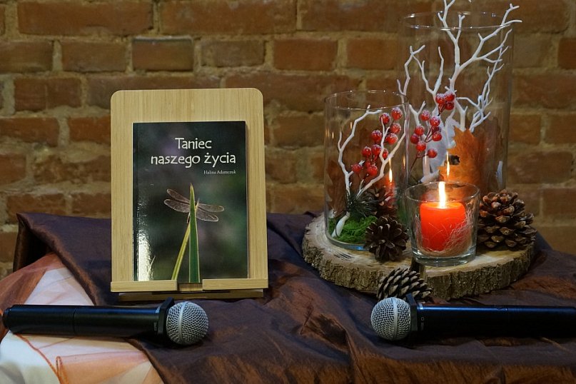 Promocja tomiku poezji Haliny Adamczuk