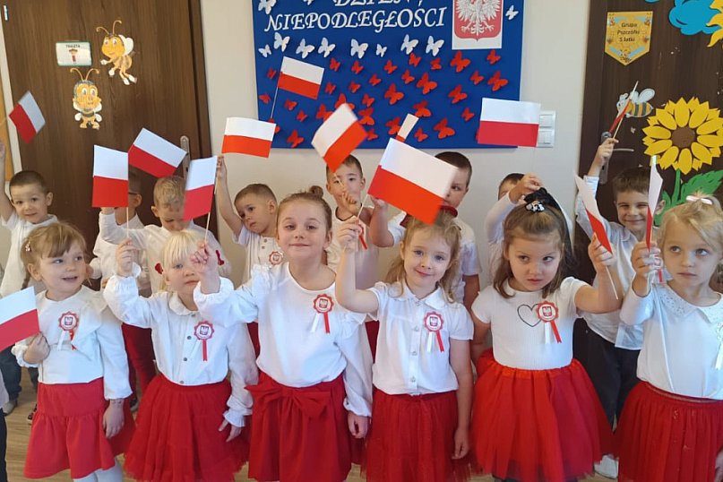 Święto Niepodległości w przedszkolu &gt;&gt;Kacperek&lt;&lt;