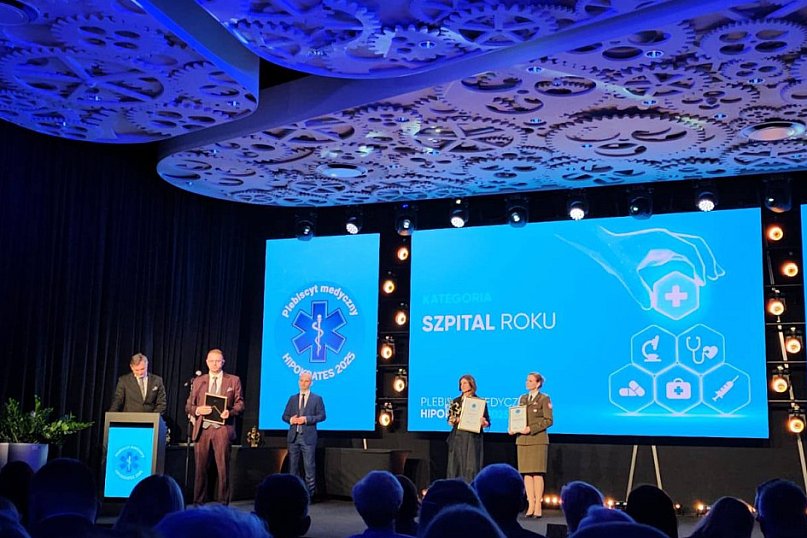 Odbieranie nagrody plebiscytu &gt;&gt;Hipokrates&lt;&lt;