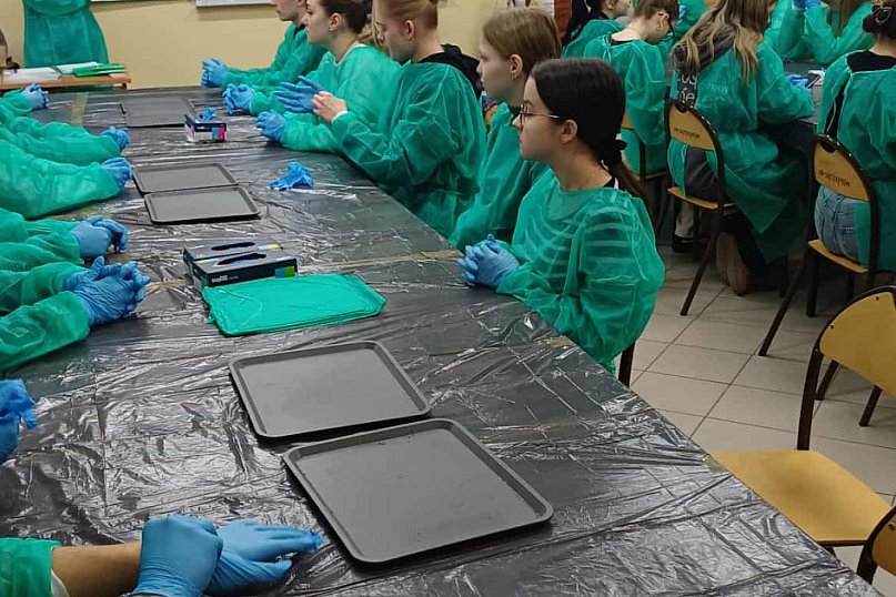 Warsztaty chirurgiczne dla uczniów I LO