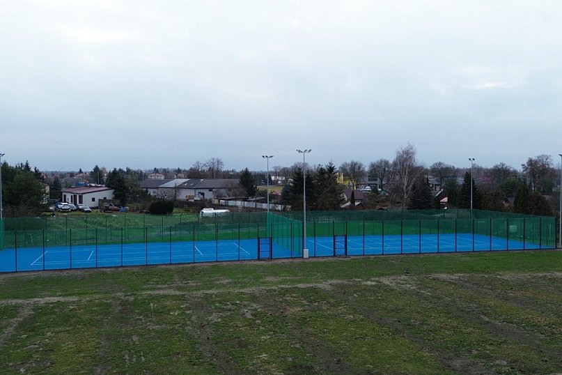 Boisko i nowa winda w ZSP