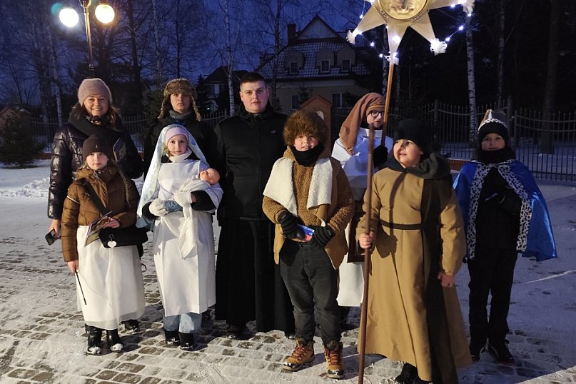 Kolędnicy misyjni w parafii św. Anny