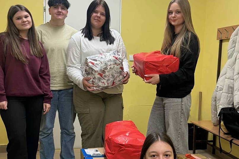 Akcja >>Święty Mikołaj dla seniora<<