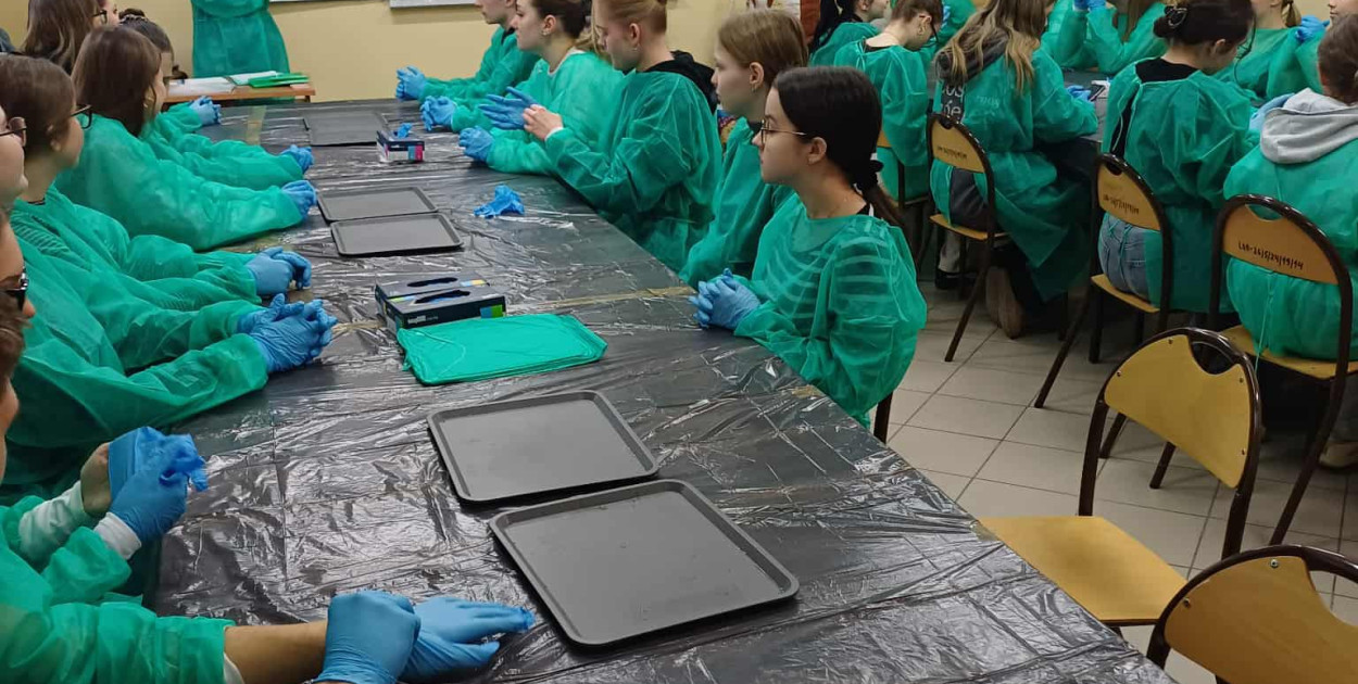 Warsztaty chirurgiczne dla uczniów I LO