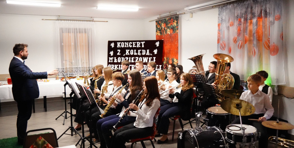 Koncert "Popołudnie z kolędą" w Komarówce