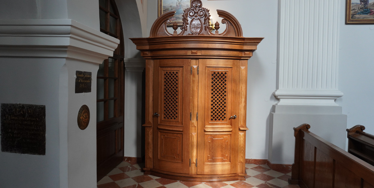 Nowy konfesjonał w kościele Trójcy Świętej