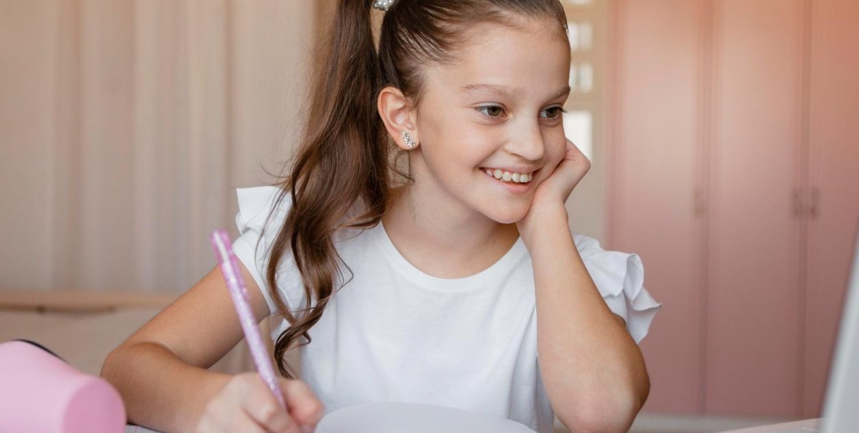 Twoje dziecko gubi się w terminach sprawdzianów? Ten typ kalendarza rozwiąże probl